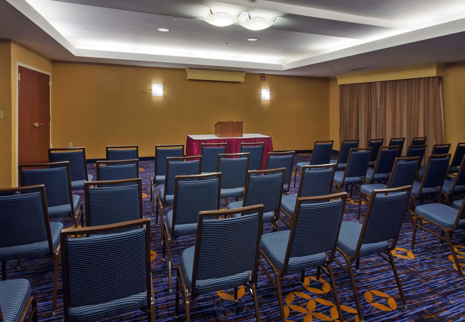 Courtyard by Marriott Winston-Salem Hanes Mall