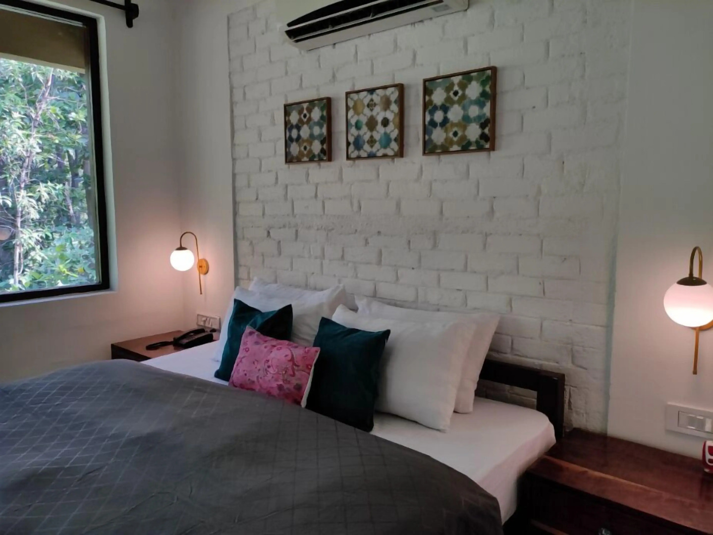 Saccharum Safari Lodge