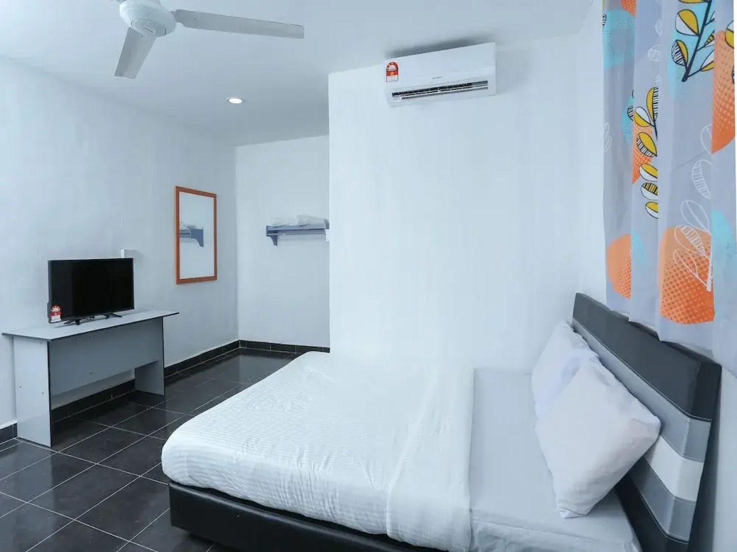 OYO 44112 Darvel Bay Travelodge