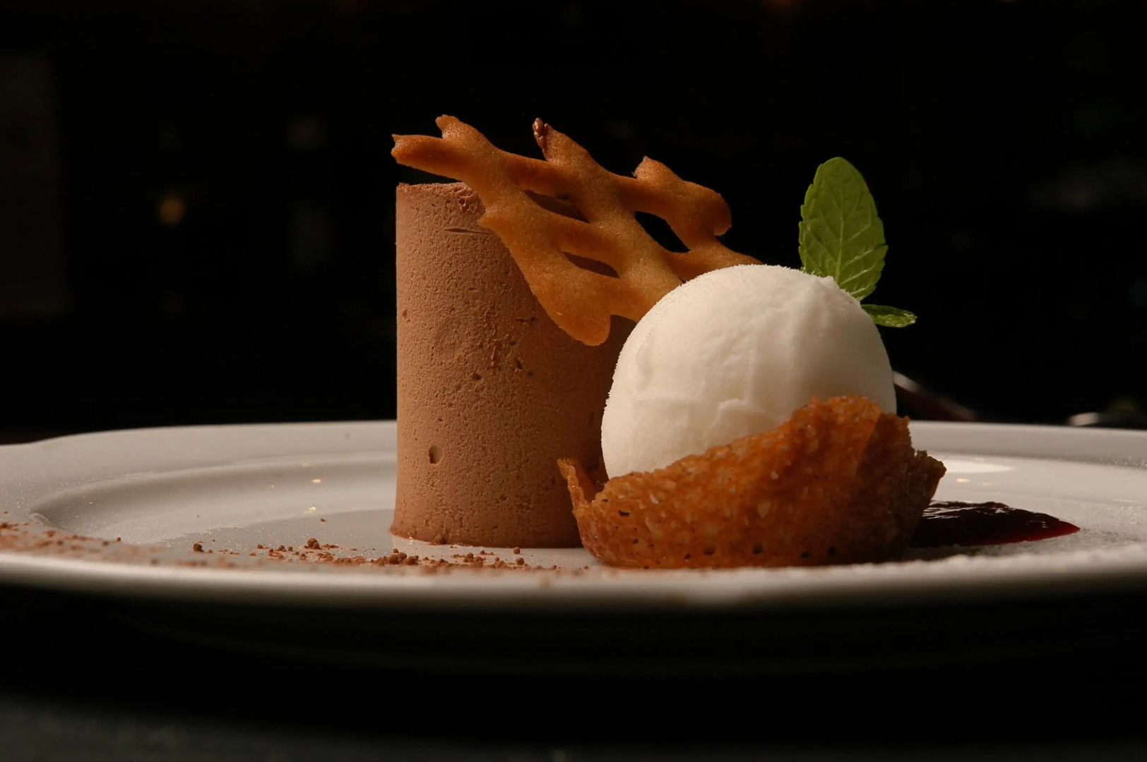 Argenta Tower Hotel & Suites