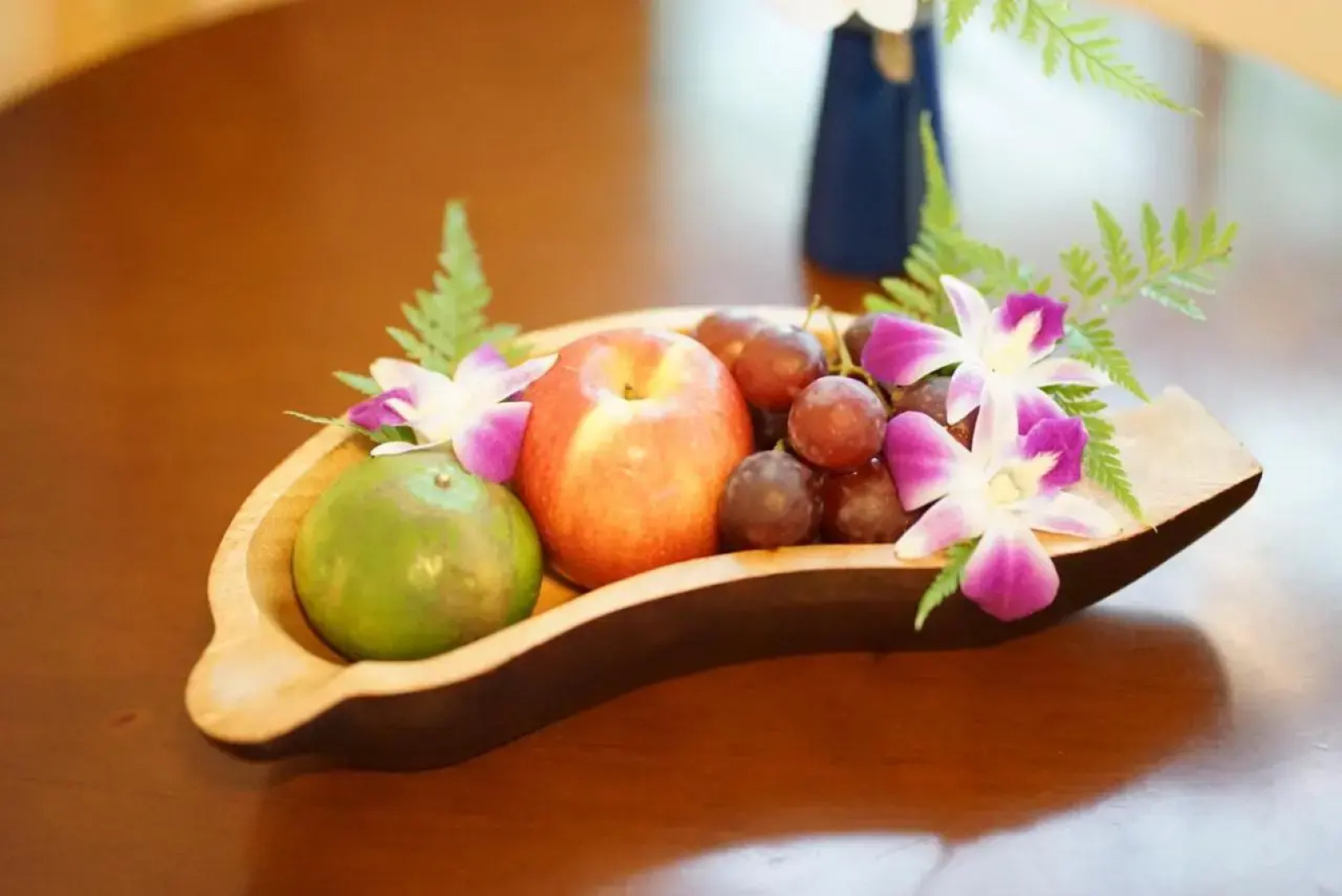 The Country Lake View Hotel