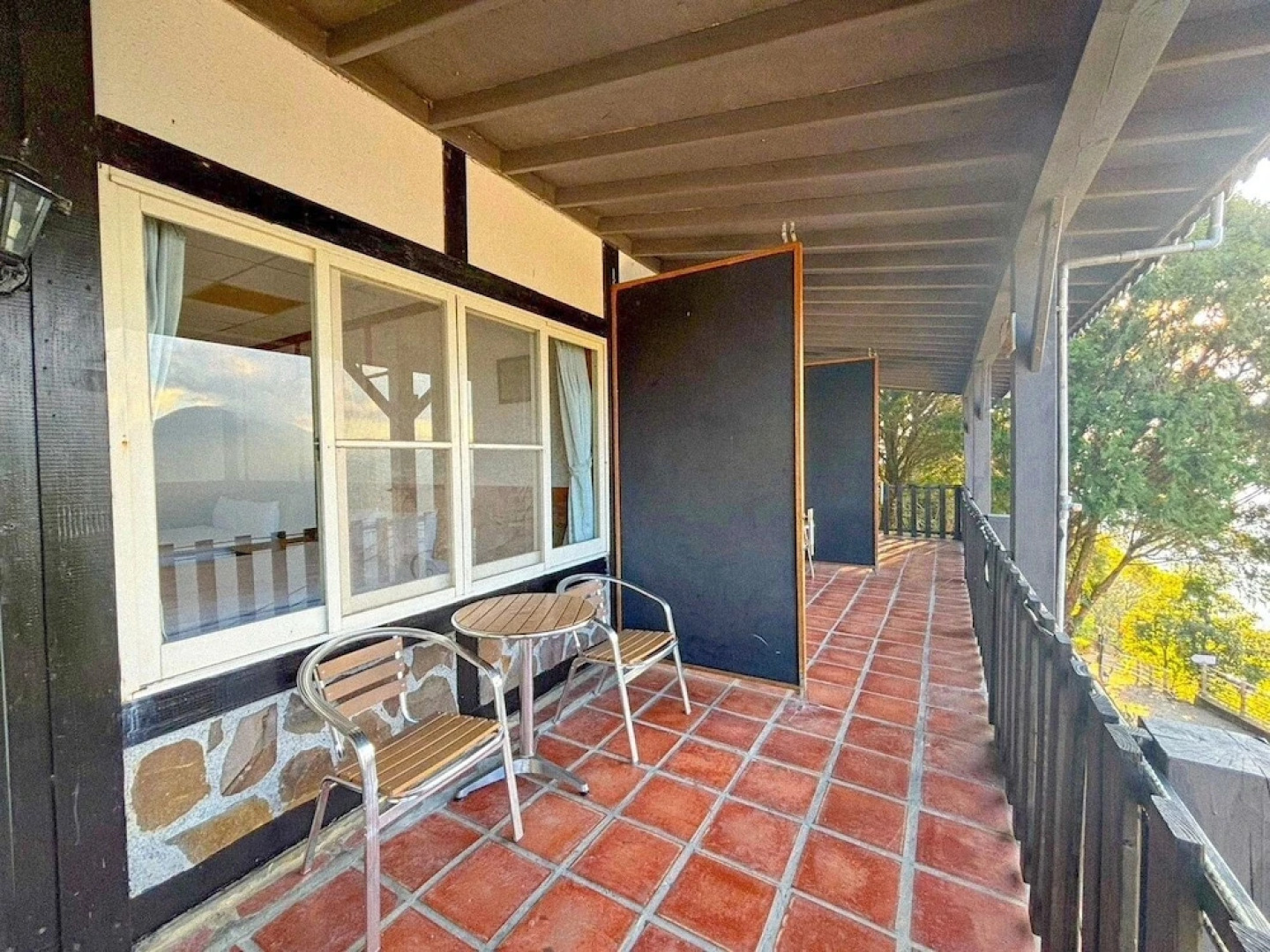 Zusin Shin Garden Hotel