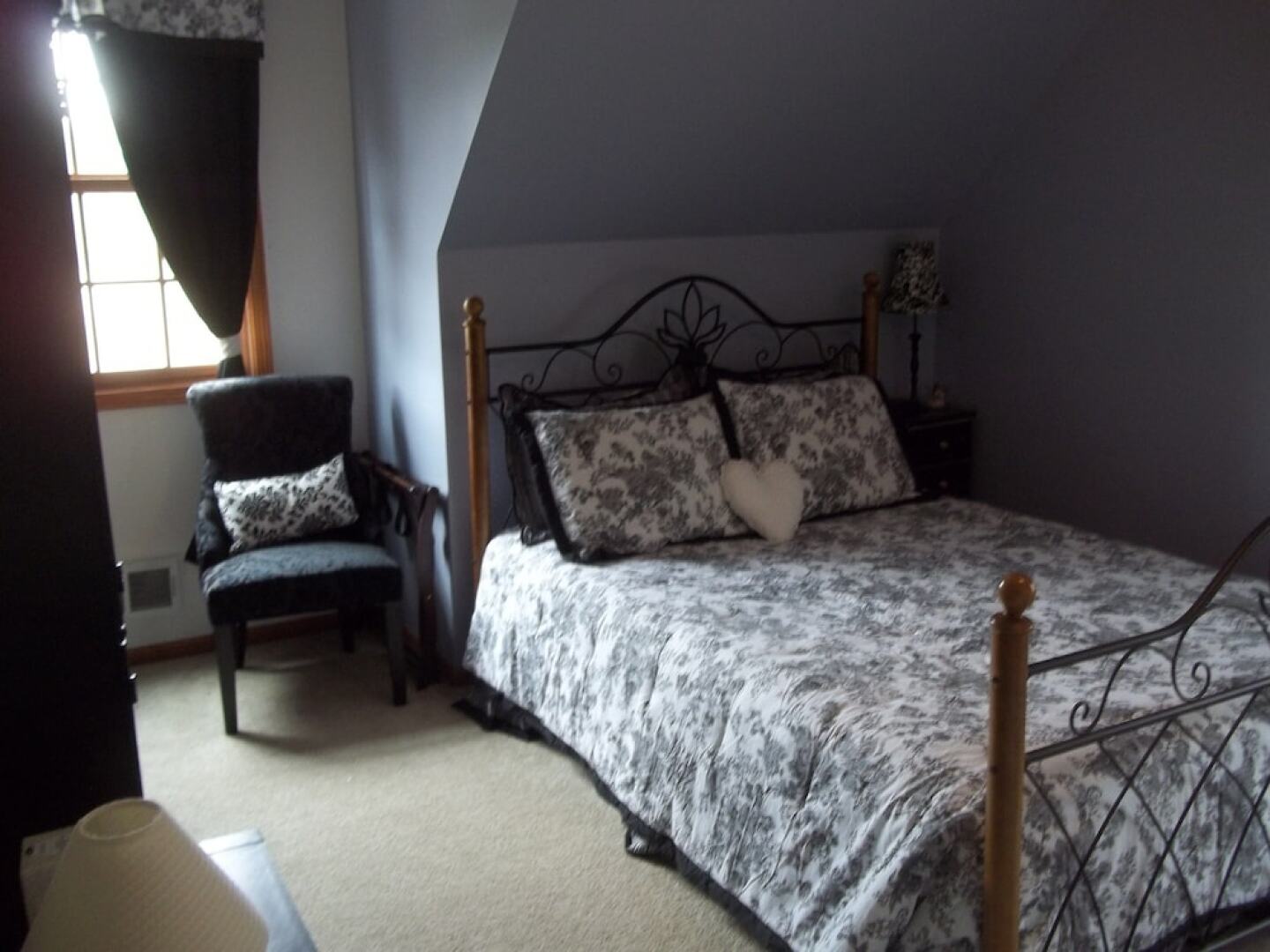 BMI Bed & Breakfast and Oasis