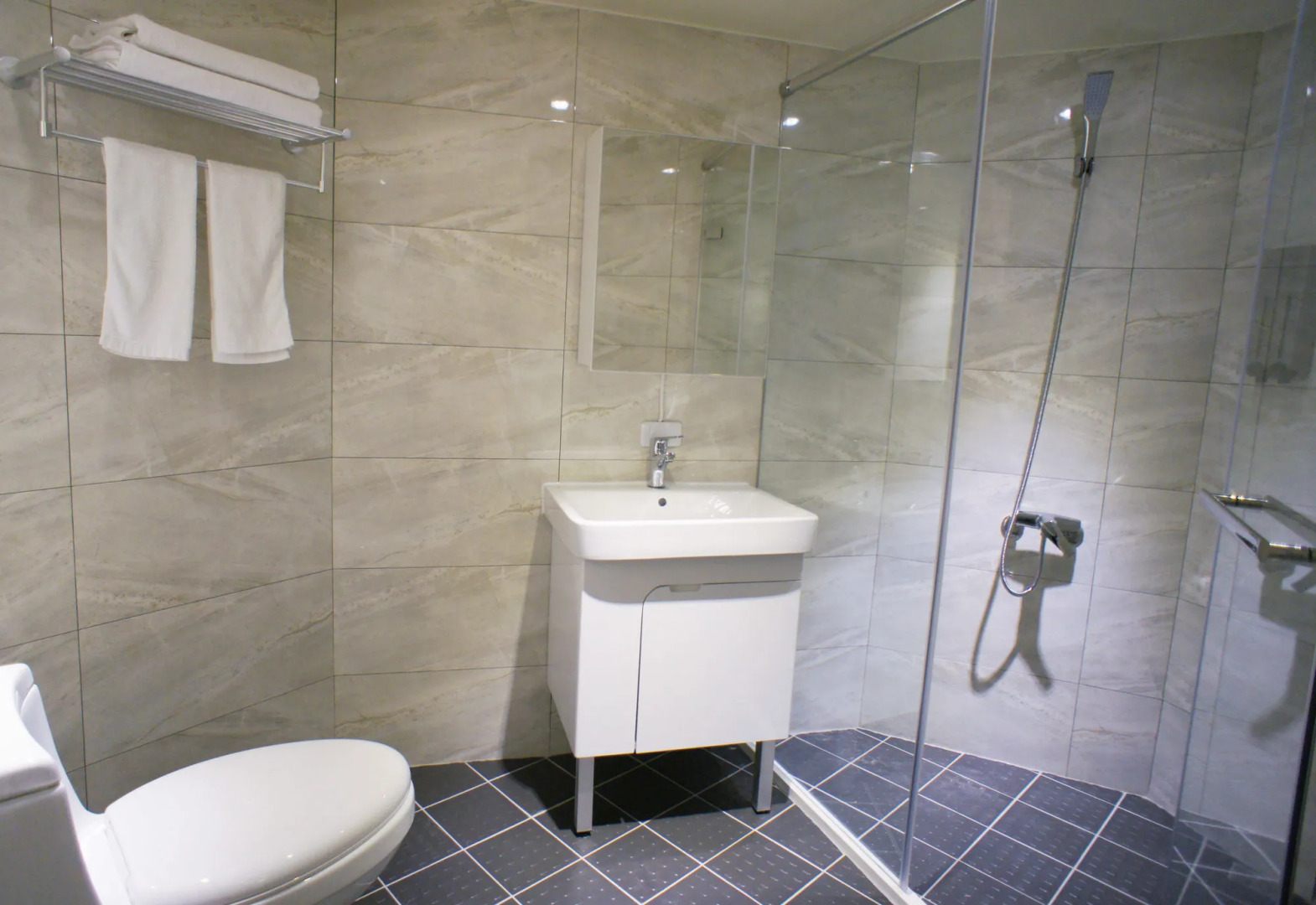 Green Hotel - Fengjia