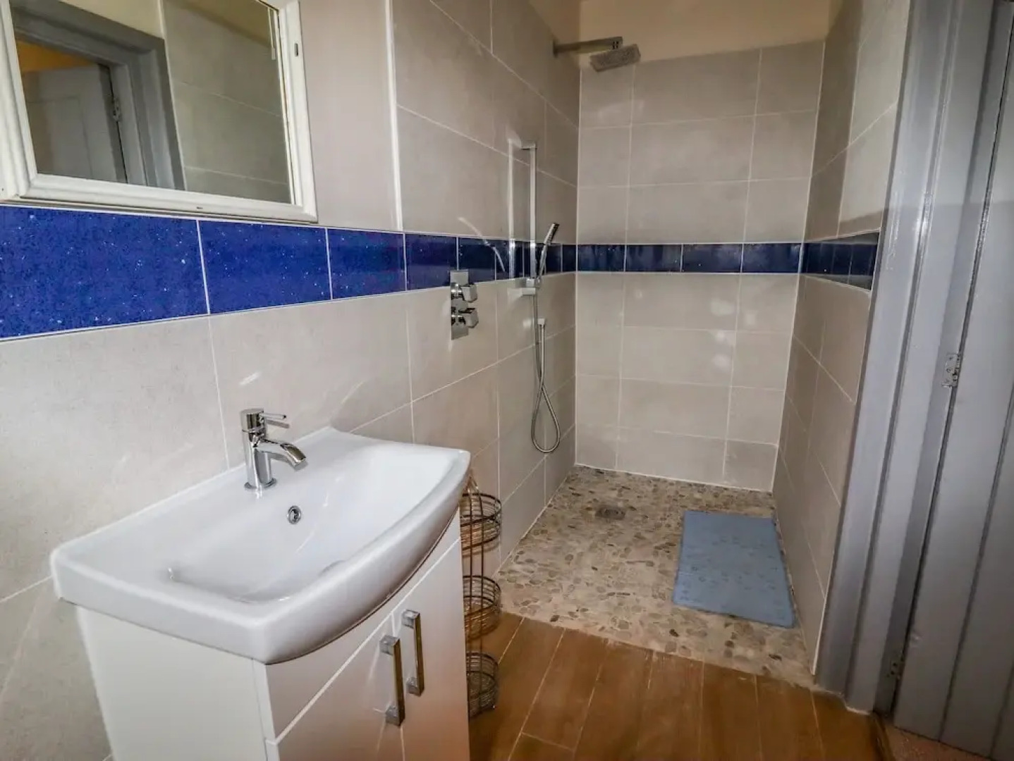 The Manor House at Kenwick Lodge