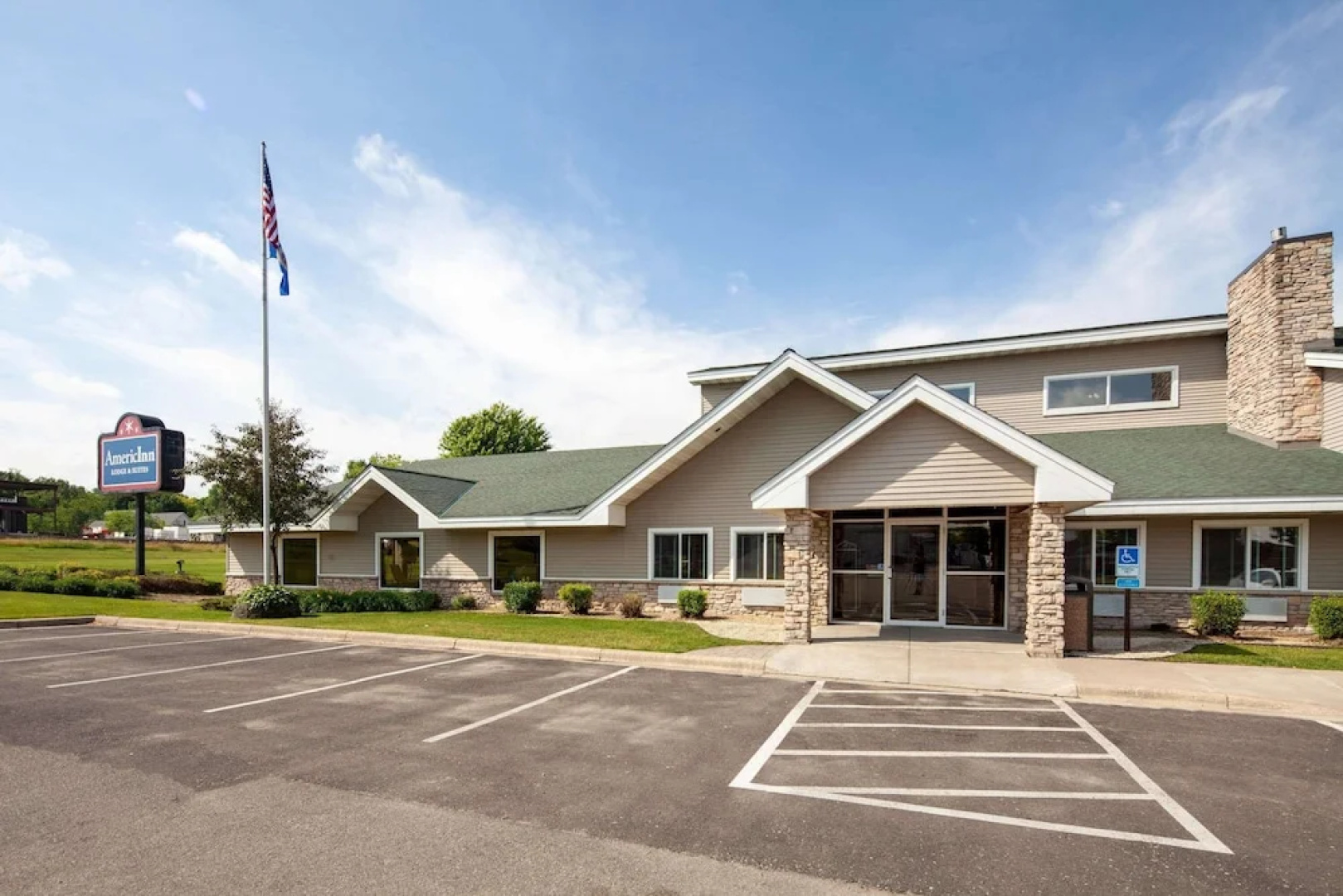 AmericInn Lodge & Suites Northfield