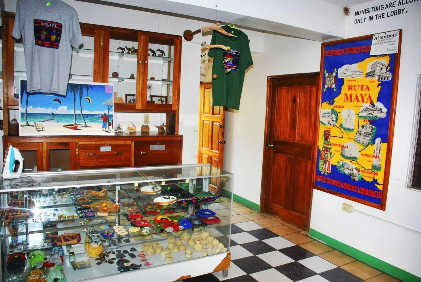 Chaleanor Hotel