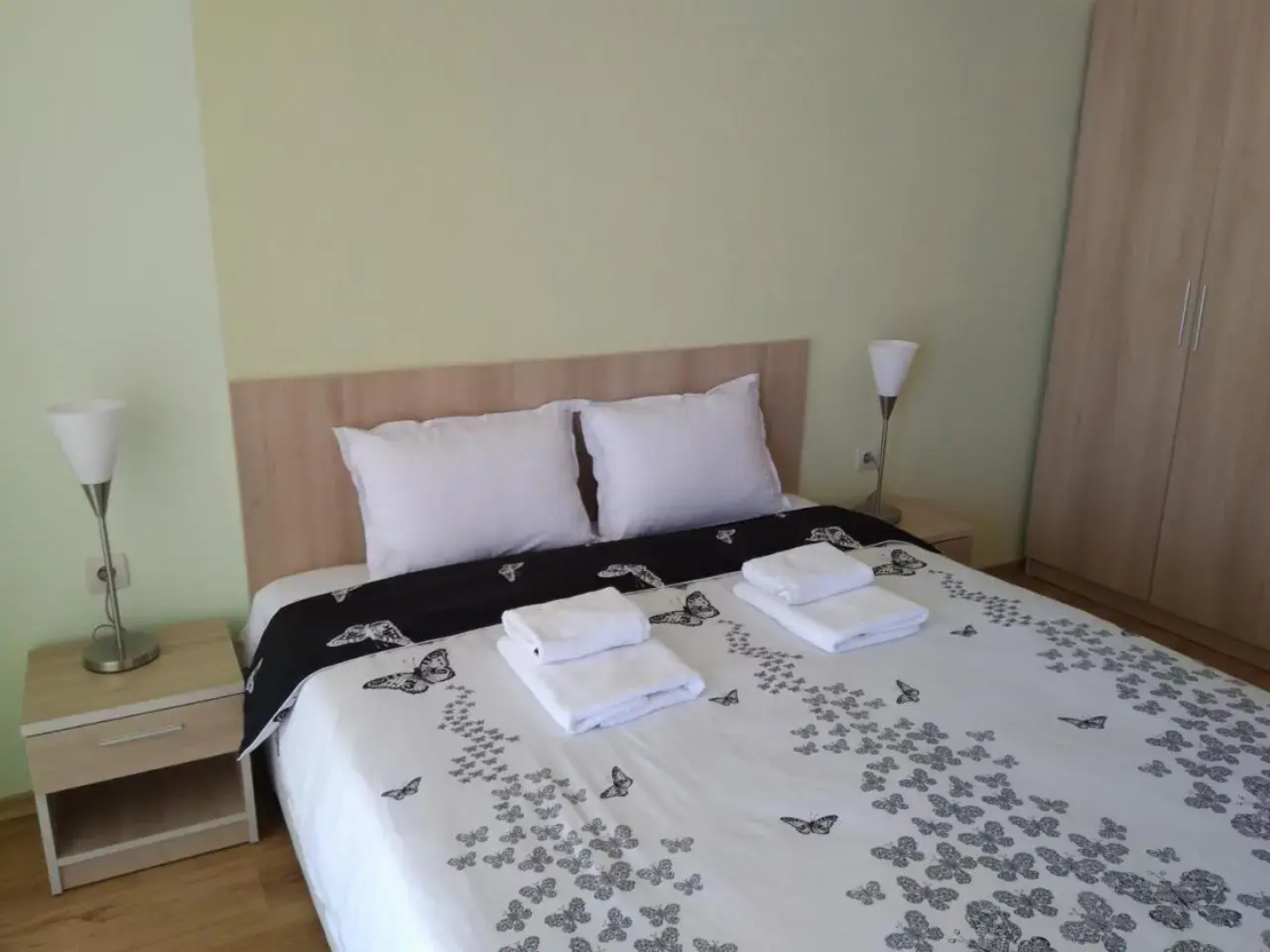 Private Apartment A12 in July Morning Seaside Resort