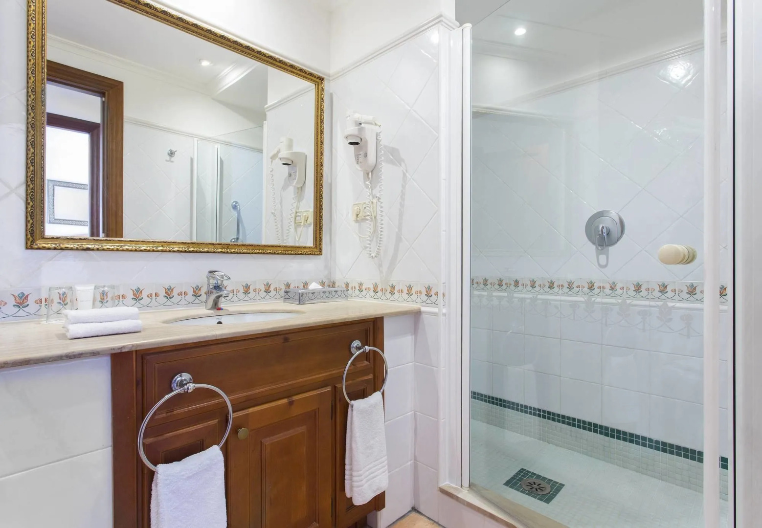 Отель Marriott's Club Son Antem