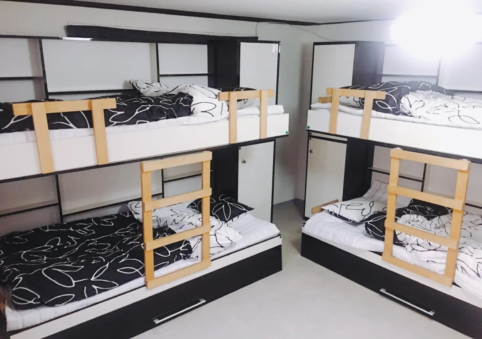 Lux Guesthouse - Hostel