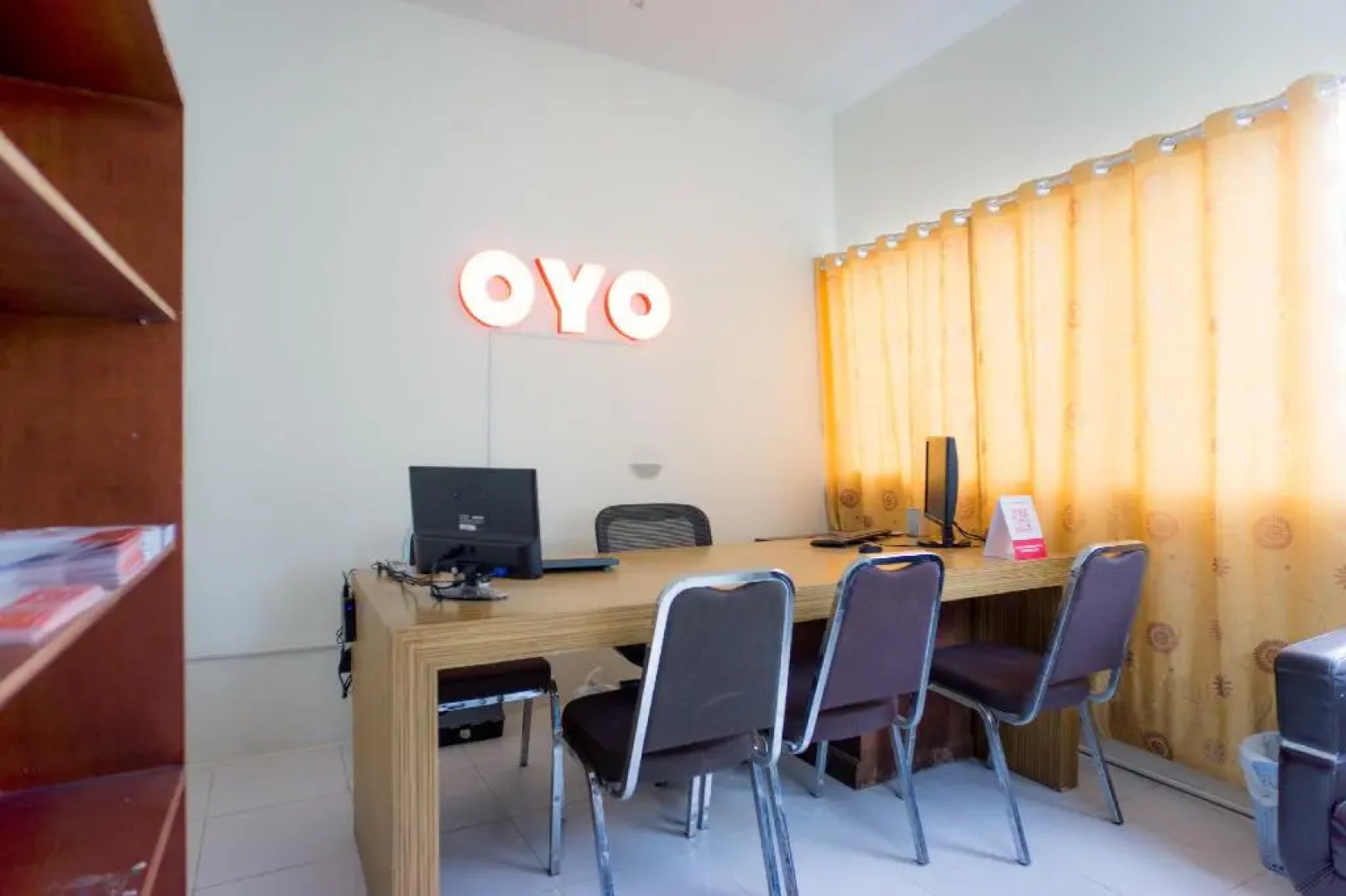 Oyo 1569 Kupula Guest House
