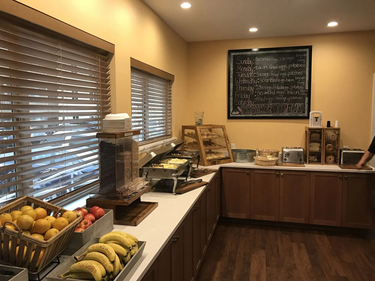 Ebb Tide Oceanfront Inn