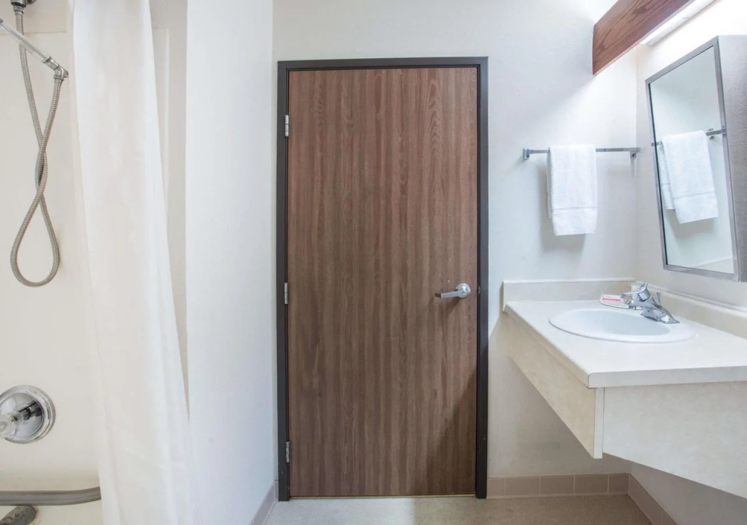 Wautoma Inn by OYO Near Airport WI 73