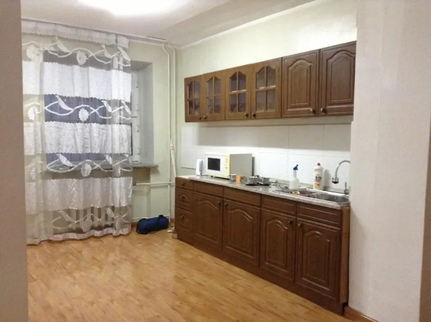 Blue Marmot Hostel&Tours