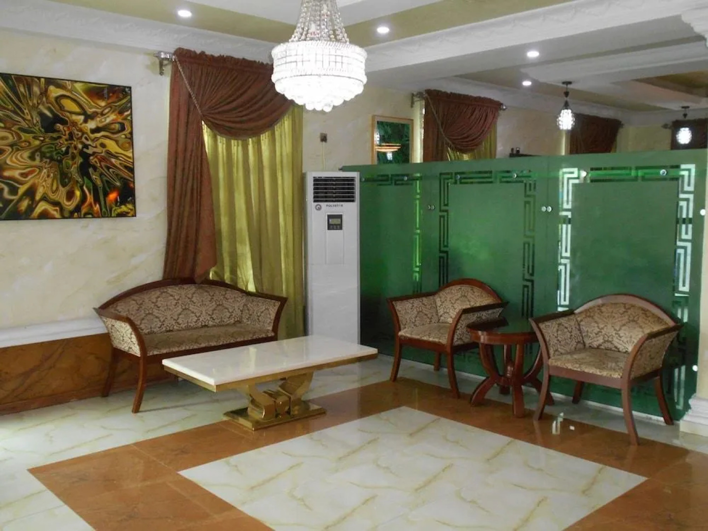 St. Regis Hotels & Resorts