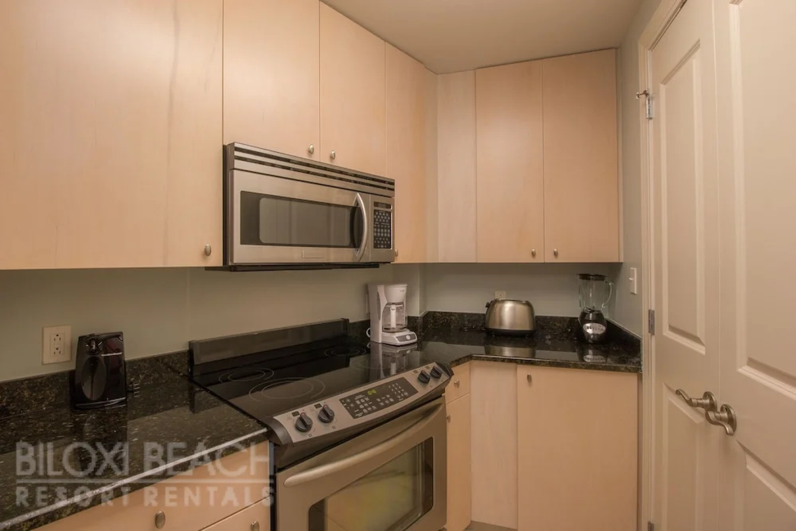 Sea Breeze 1007 Penthouse