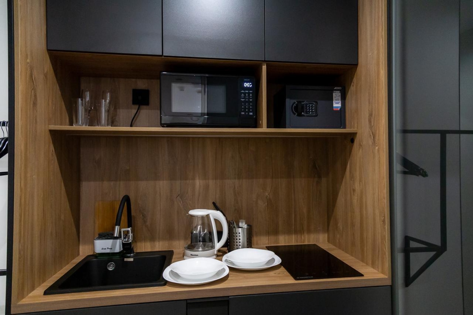 Tabala's Apartments (Табалас Апартментс) на набережной Пресненская