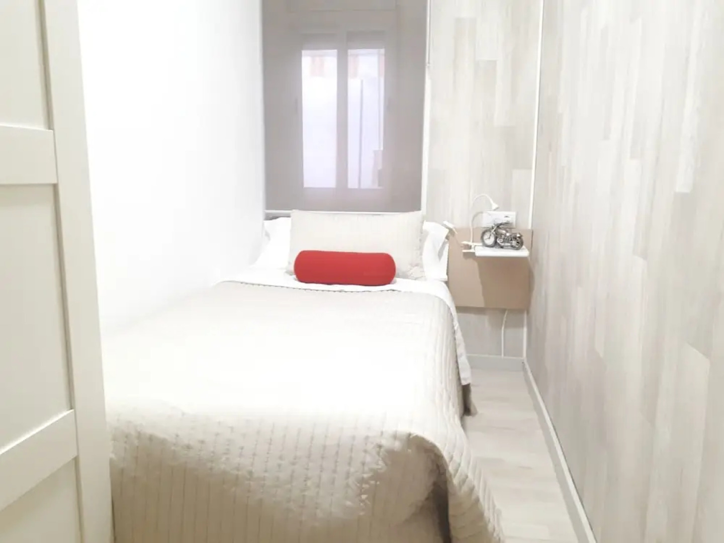 Maria House-The Style Airport Barcelona