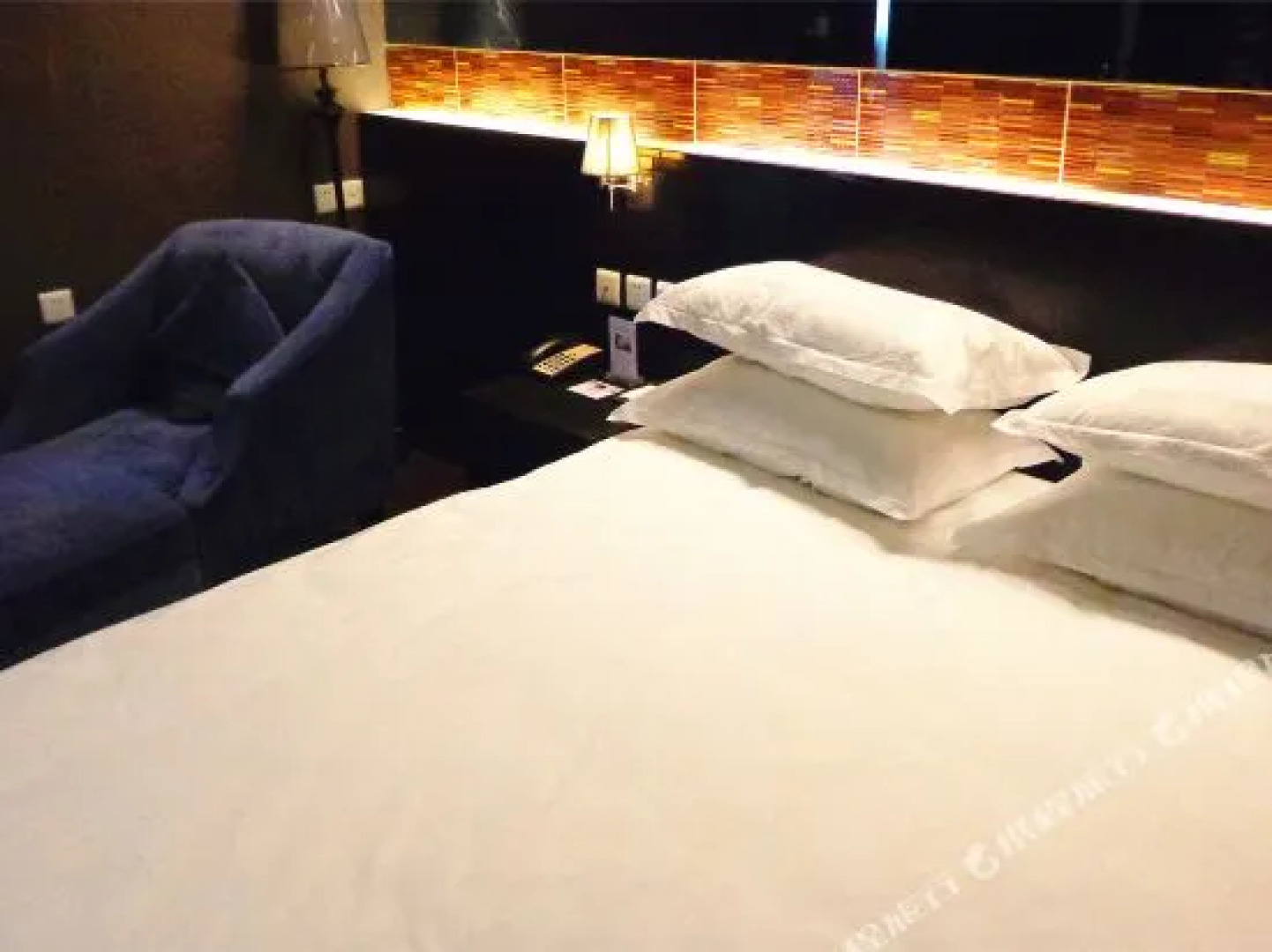 Orange Red Exquisite Hotel (Qiqihar Baihuayuan RT-Mart)