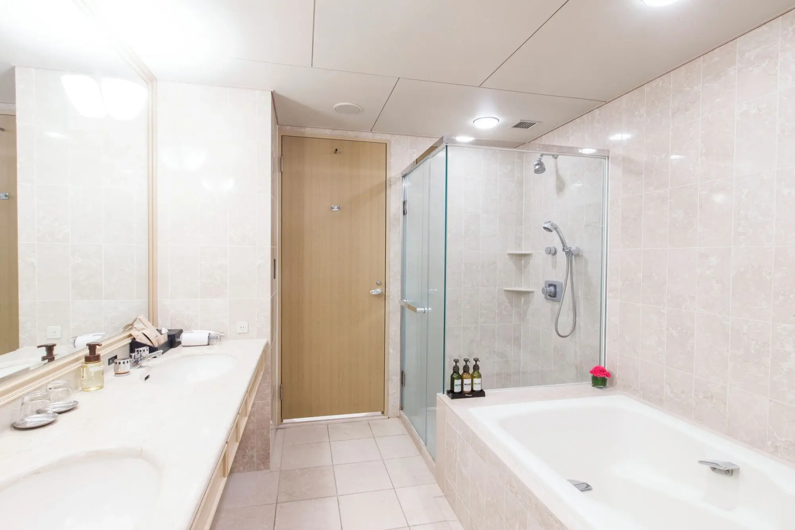 The Qube Hotel Chiba
