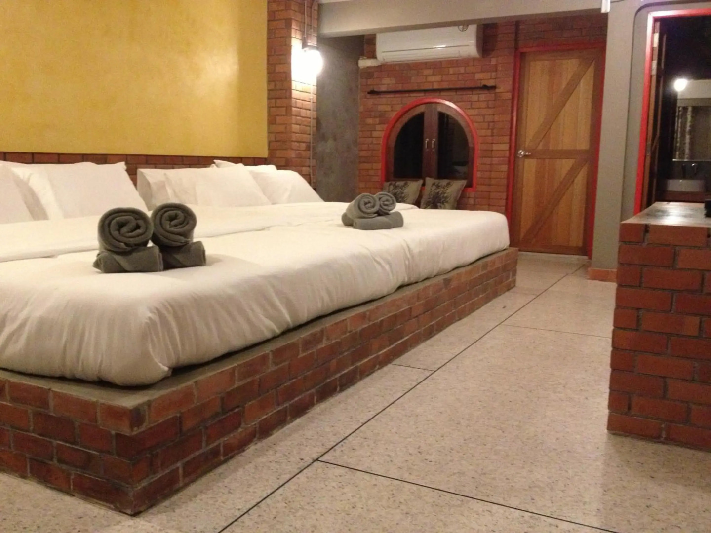 De Sea Almond Hotel Chumphon