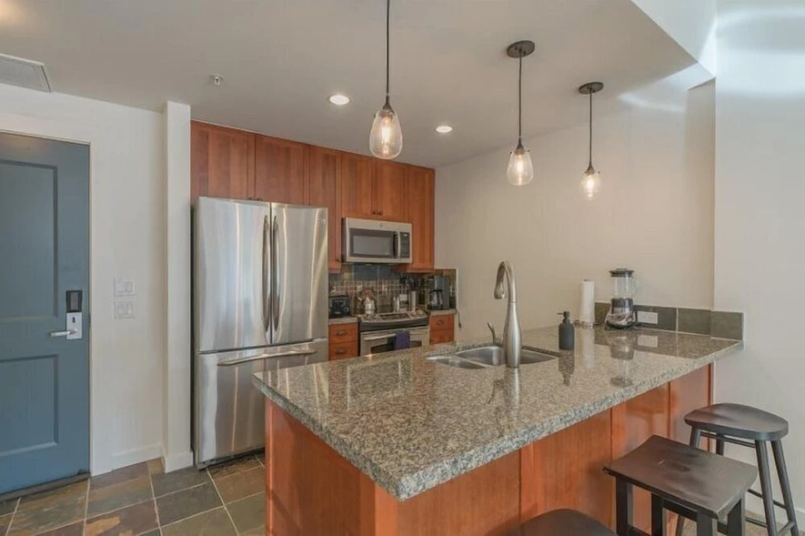 Luxury Ski in, Ski out 1 Bedroom Colorado Resort Vacation Rental in the Heart of Snowmass Base Village