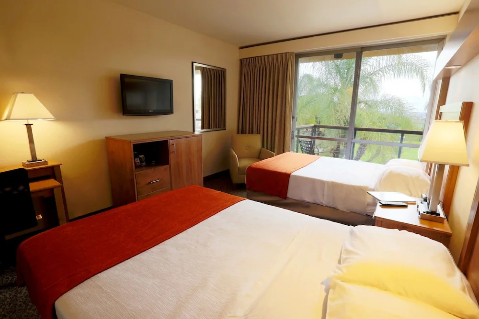 Kellogg West Conference Center and Hotel