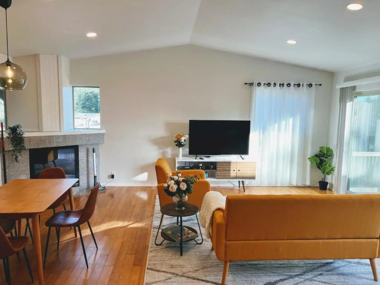 Contemporary House with Ocean View Decks