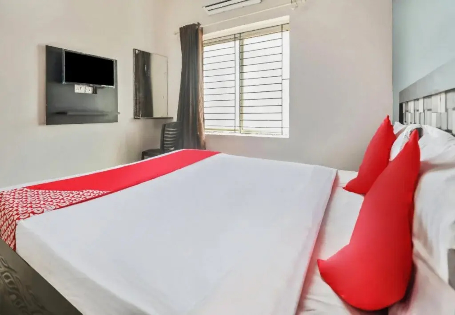 City Residence By OYO Rooms