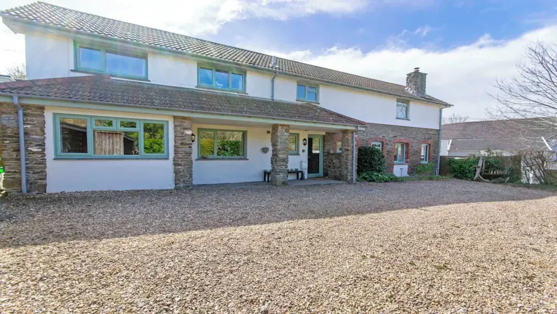 Shippenrill Croyde 6 Bedrooms, Sleeps 14, Hot Tub