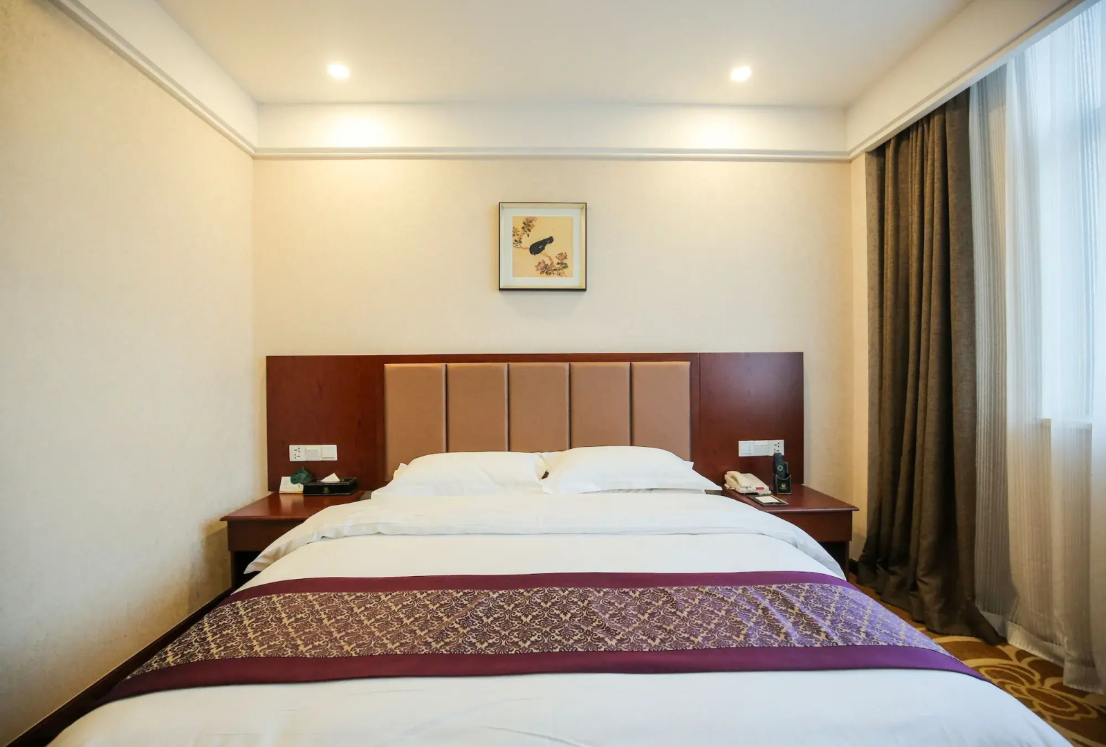 New Knight Royal Hotel Airport and International Resort