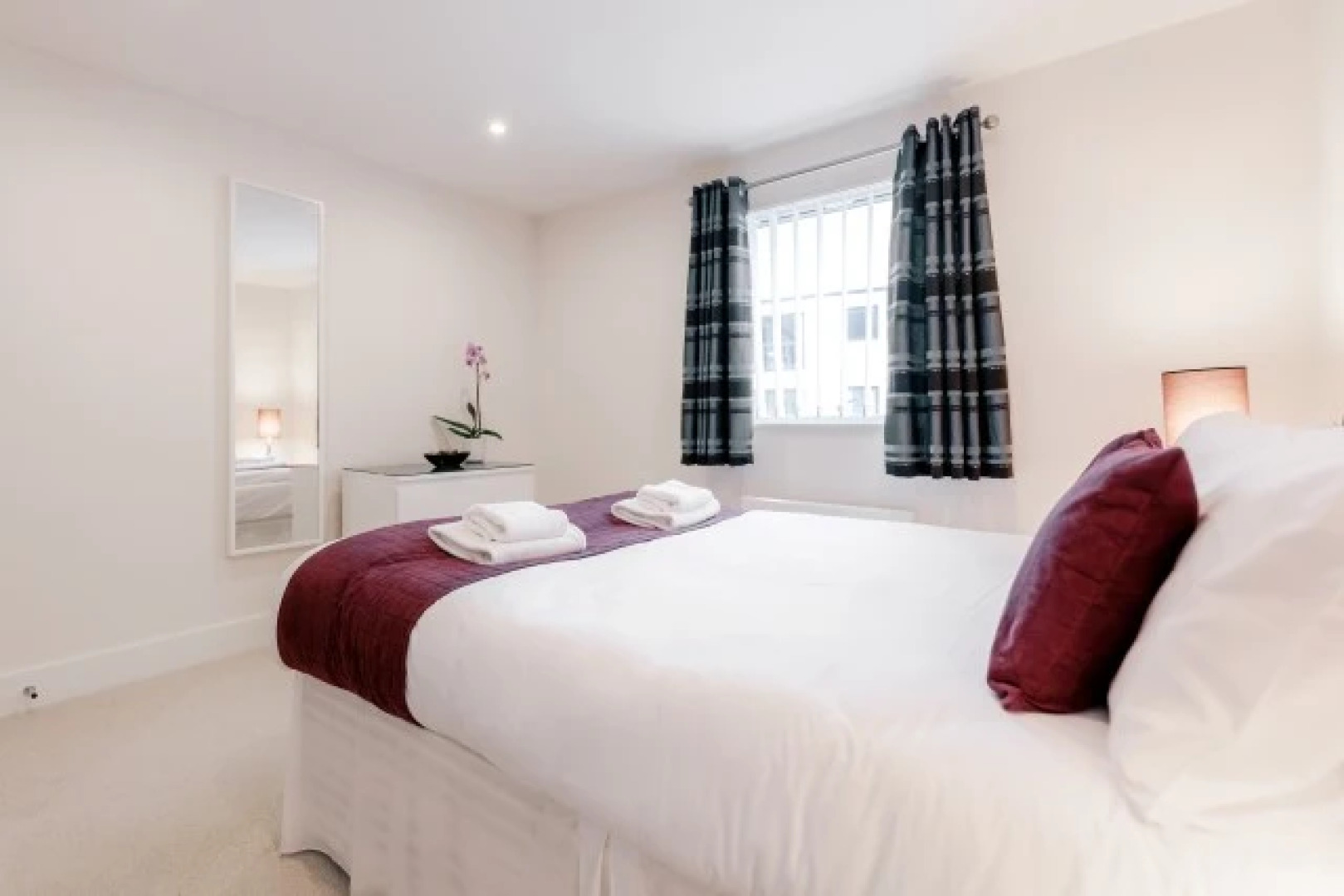 Roomspace Apartments -Capitol Square