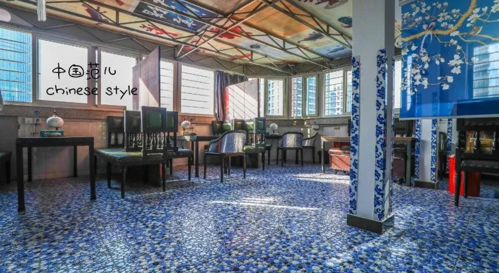 Only Cafe & Backpacker