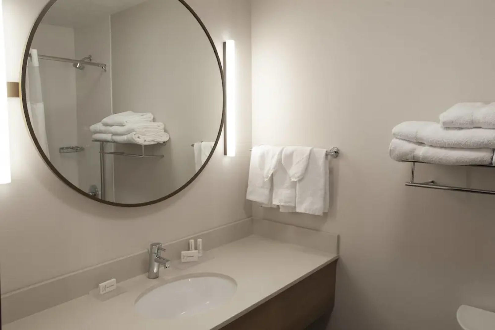 Quality Inn Valley Suites