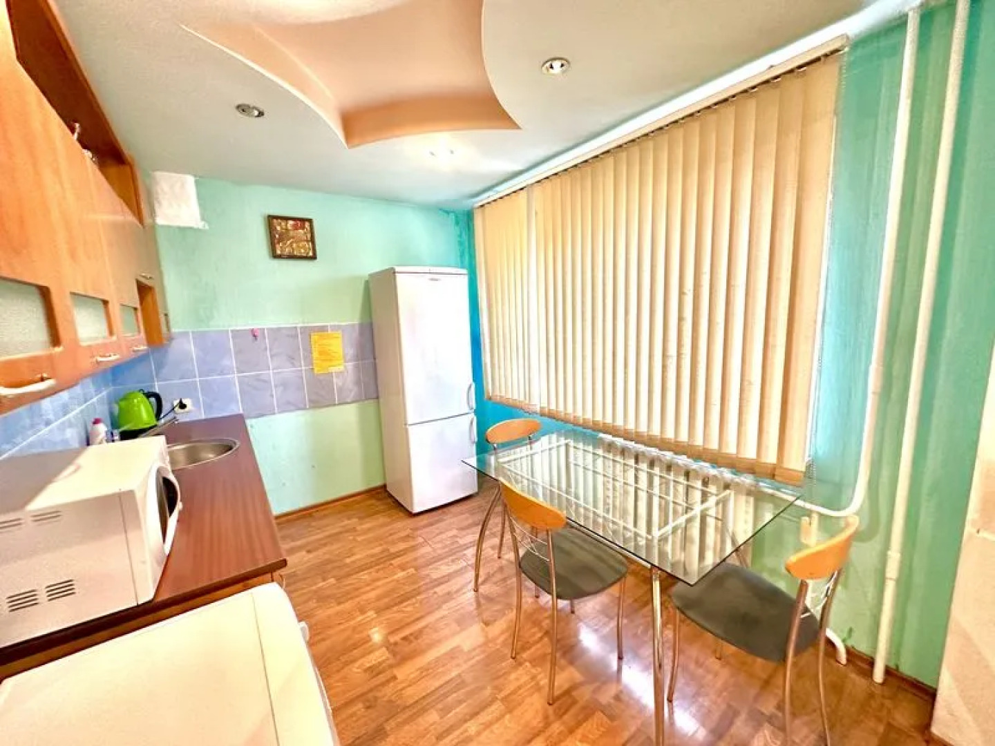 Two Pillows on boulevard Pischevikov, bld. 23