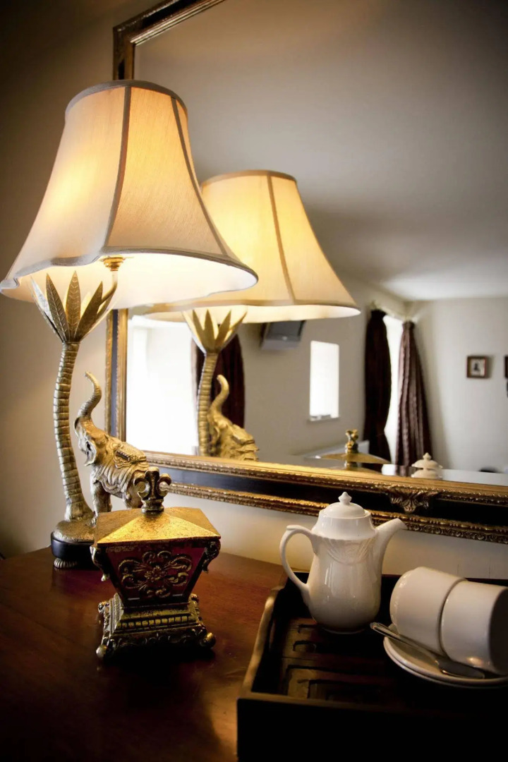 The Punch Bowl Inn