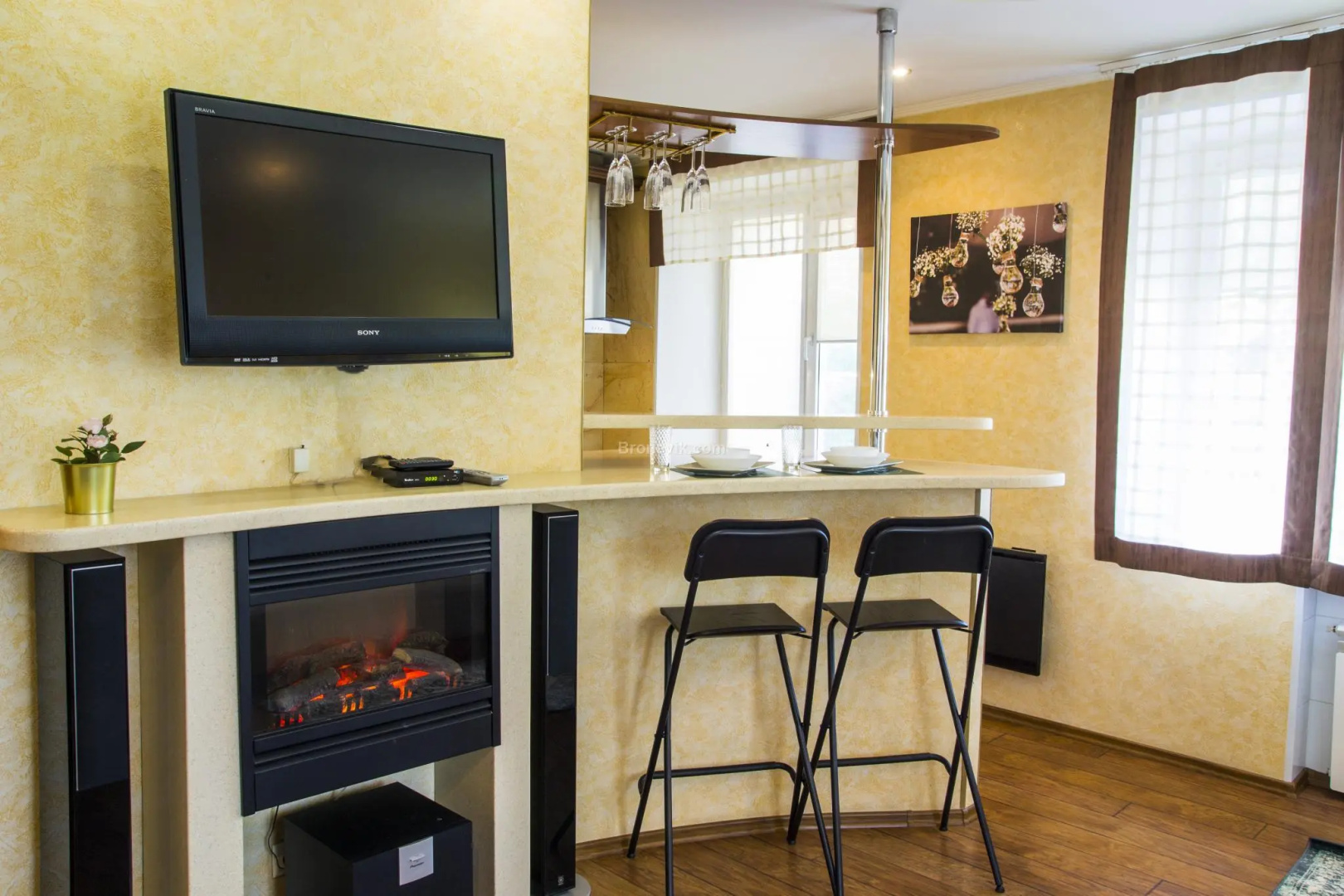 RENT-servis Apartamenty v istoricheskom tsentre Omska na Lermontova