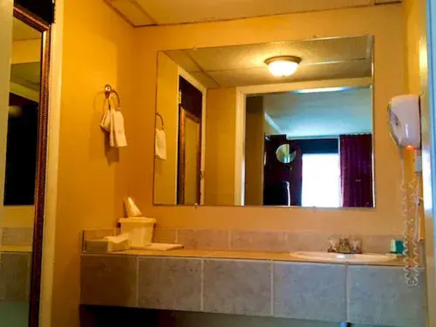 Motel 6 Florence Historic Downtown