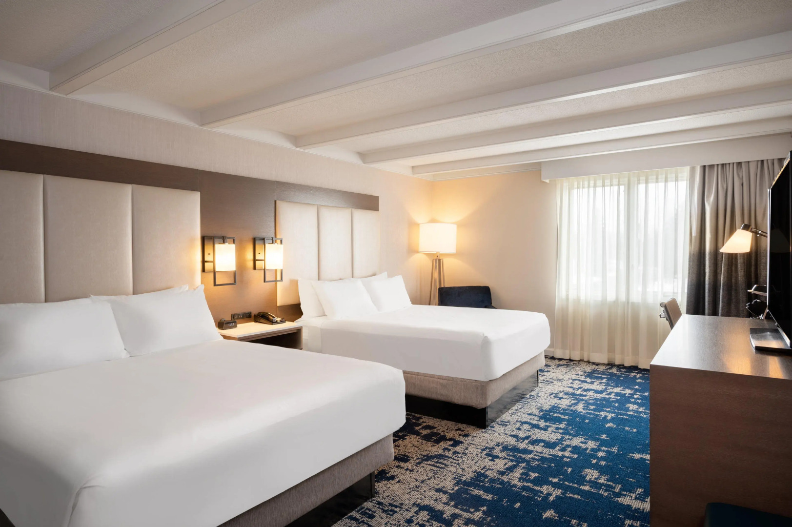 Crowne Plaza Albany - The Desmond Hotel by IHG