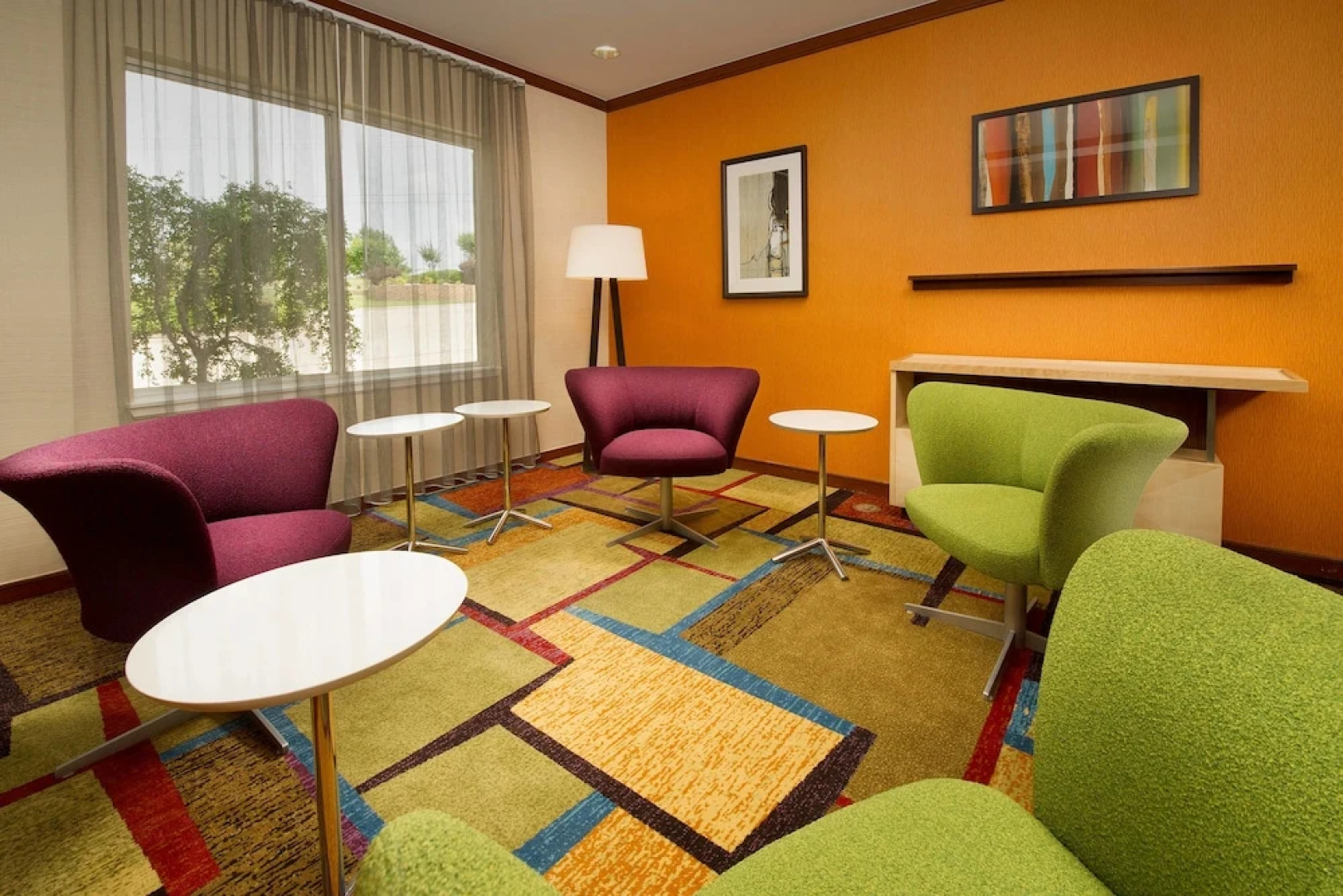 Fairfield Inn & Suites Marshall