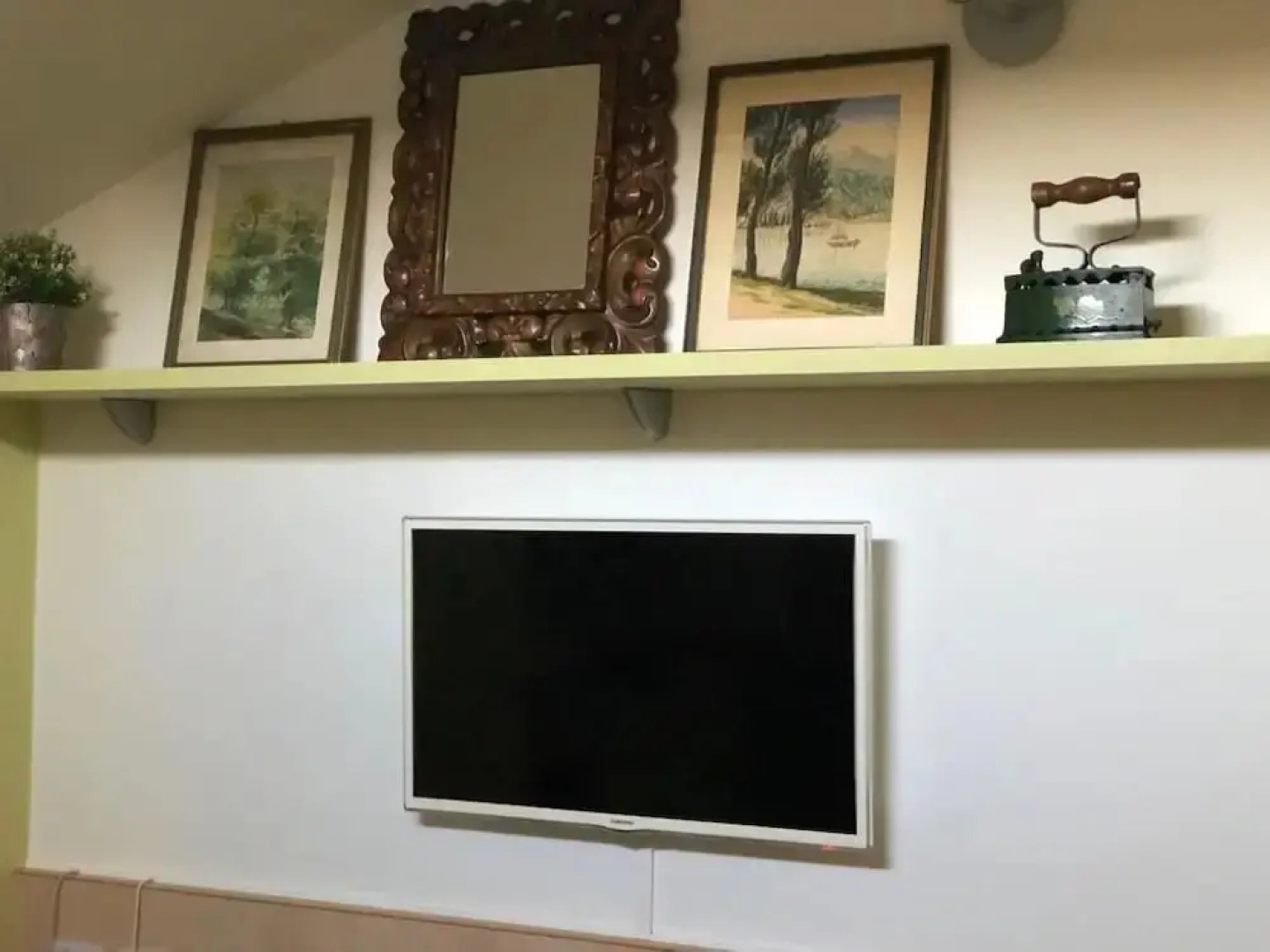 AT9 Bed & Breakfast