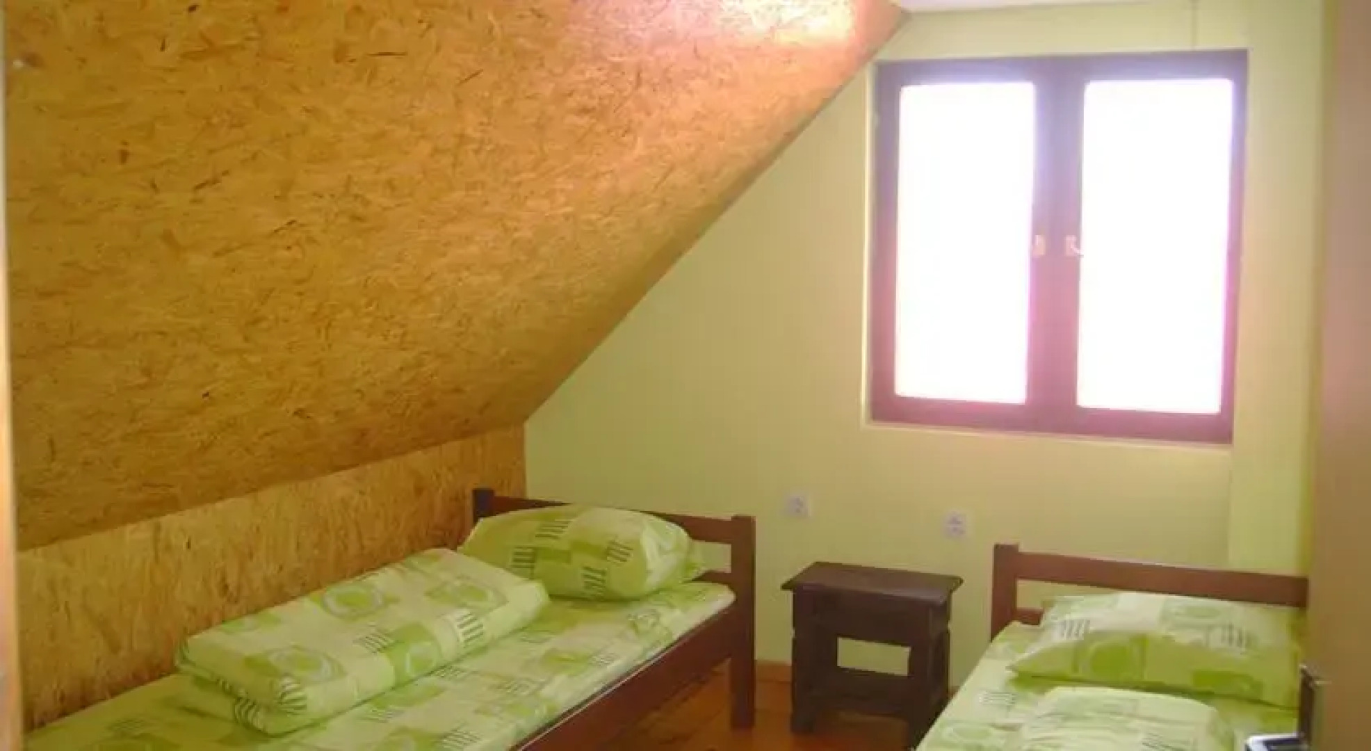 Apartments and Rooms Taverna