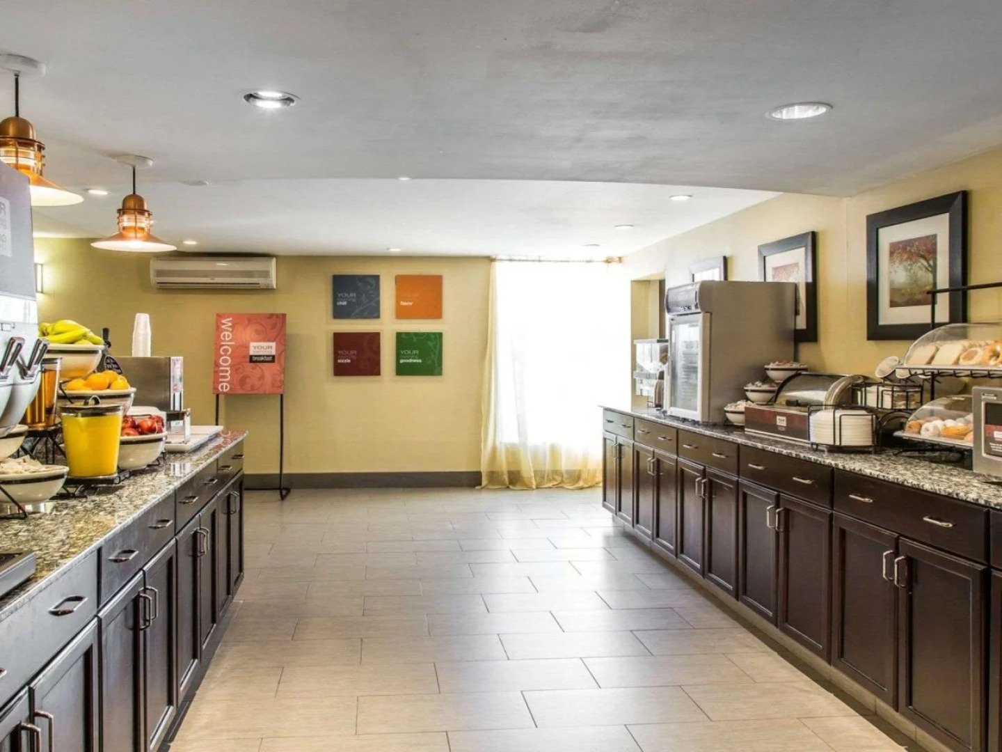 Comfort Inn & Suites East Hartford - Hartford