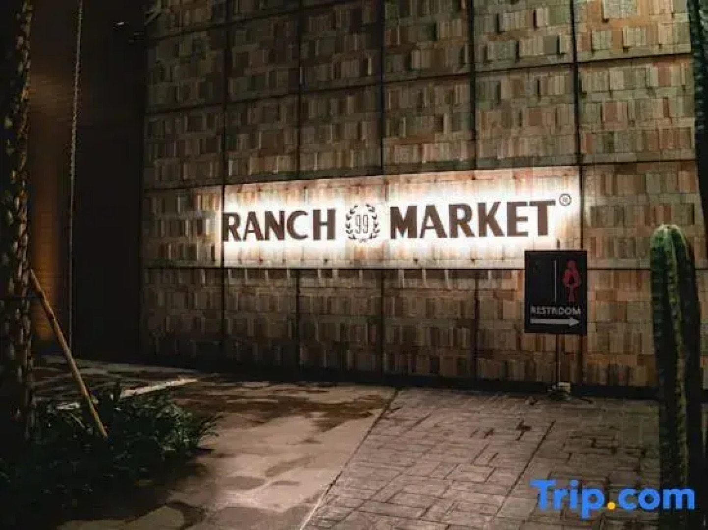 Fairview House - Luxstay near Airport