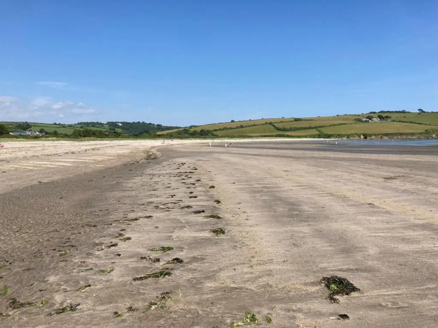 Luxury 2 Bedroom Holiday Home on Beachside Park