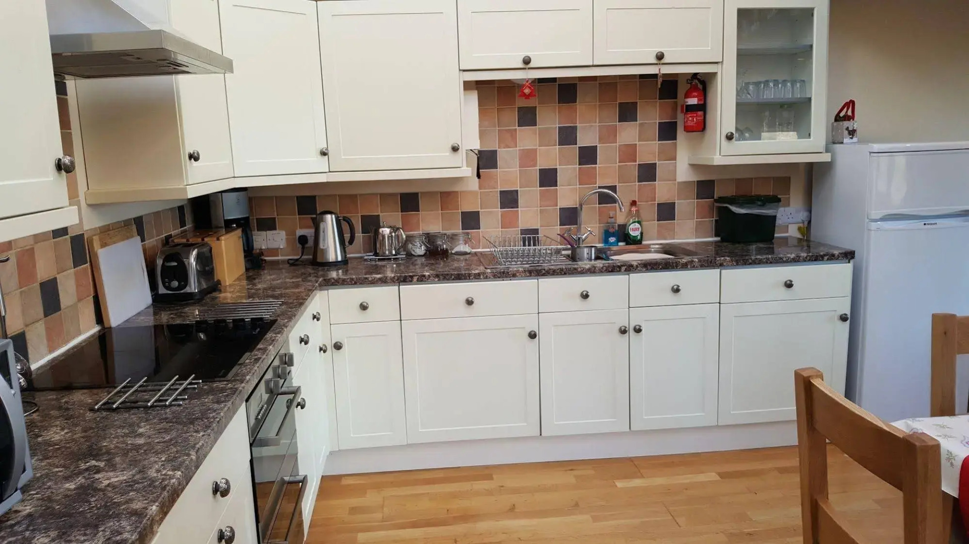 Nant yr Onnen B&B and Ysgubor Holiday Cottage