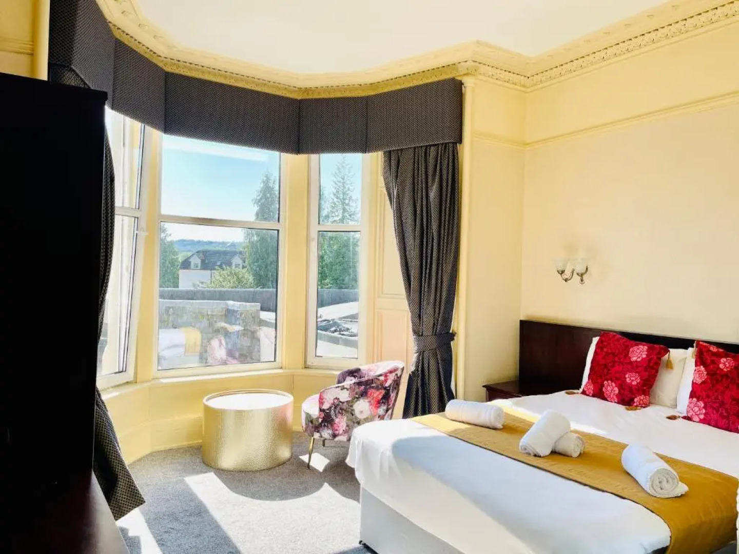 Lovat Hotel
