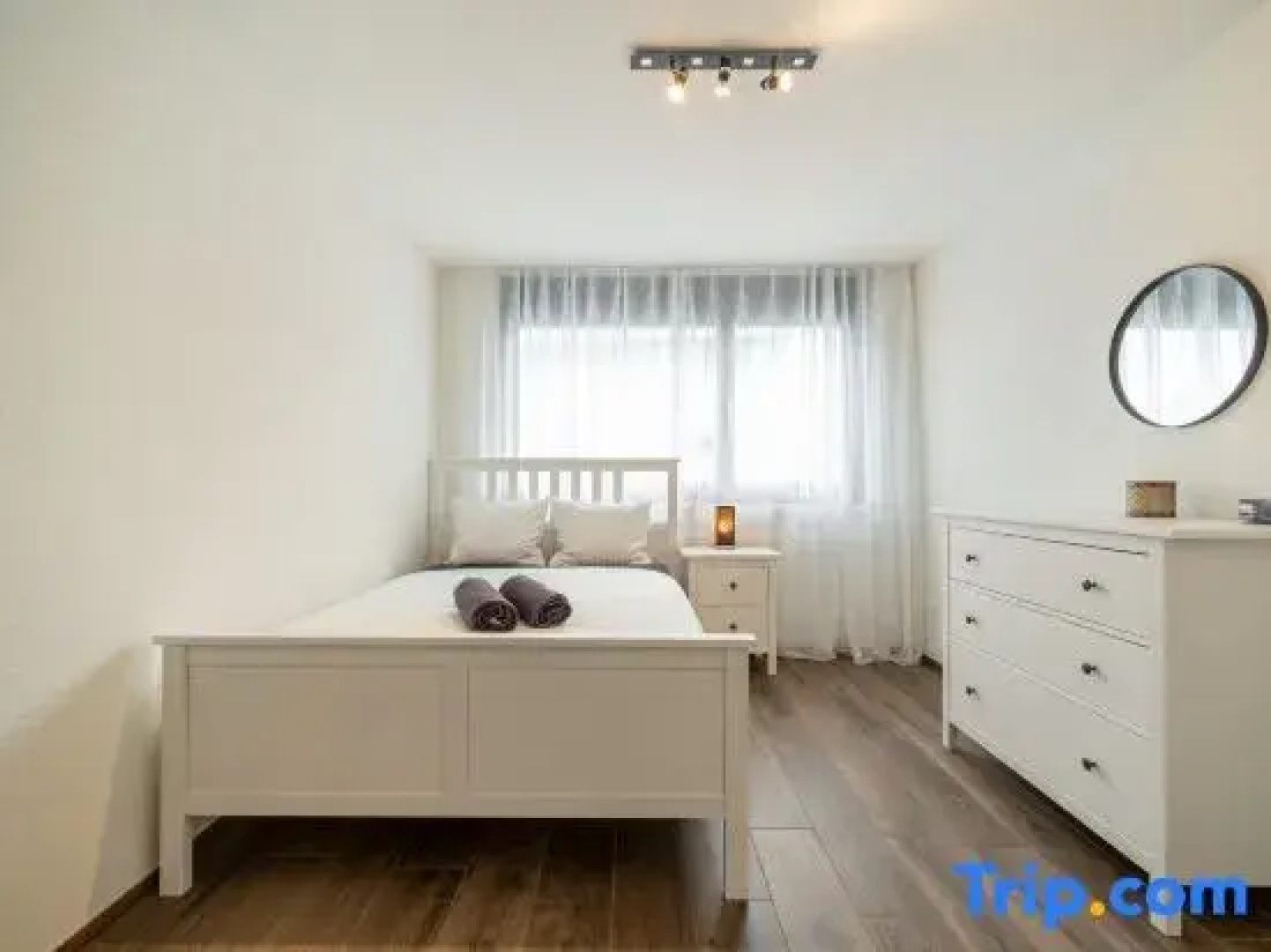 Swiss Living | High-Tech Kitchen, 1G WiFi, Balcony