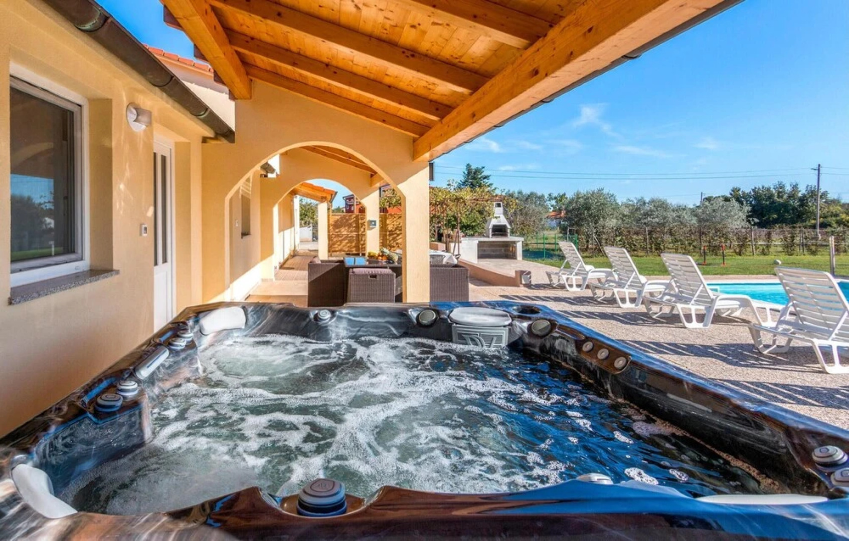 Awesome Home in Marcana with Hot Tub, Sauna & 6 Bedrooms