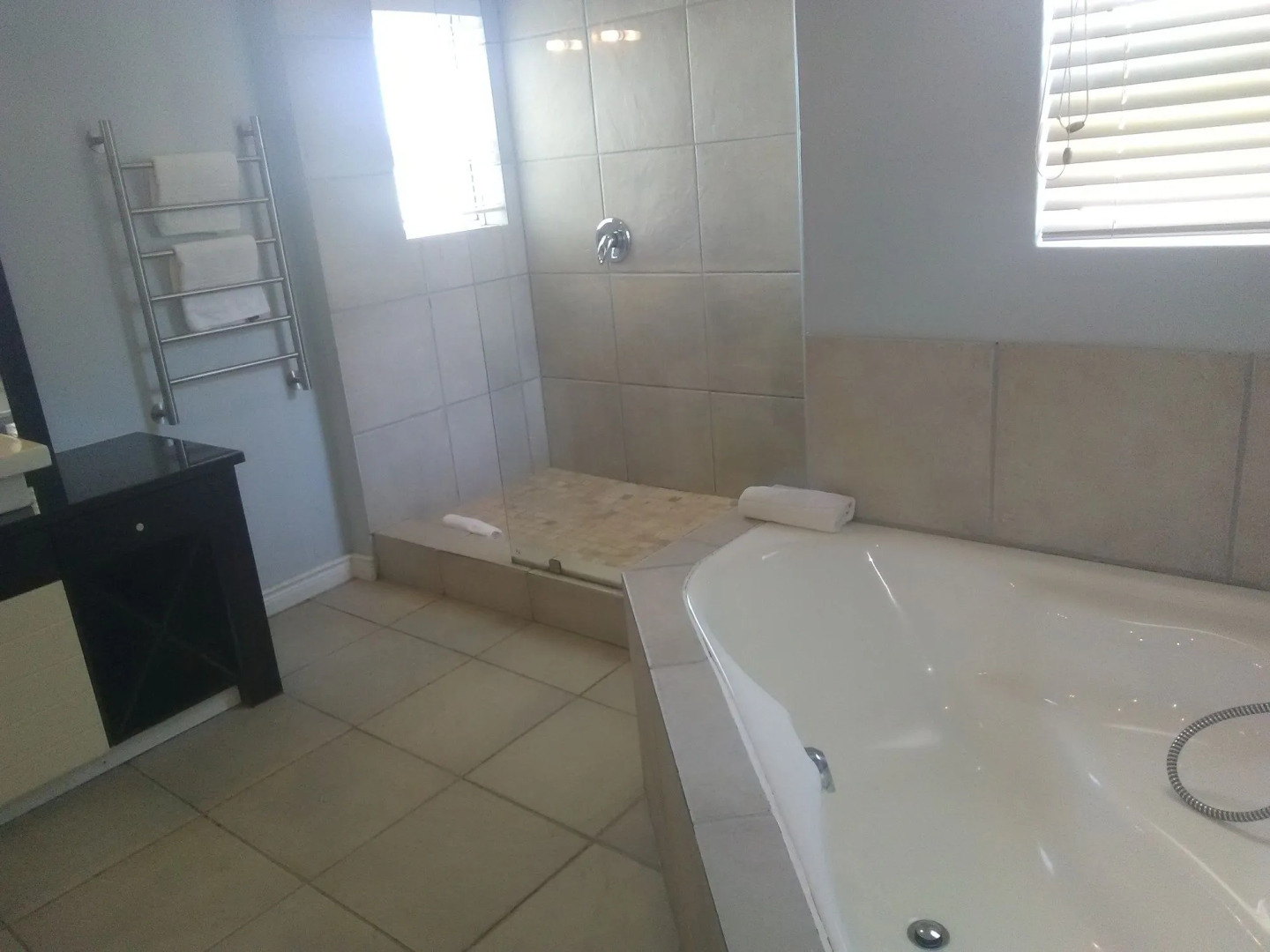 Brenton On Rocks Luxury Guest House